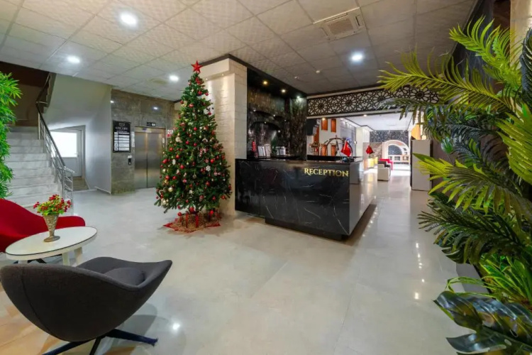 City Life Hotel