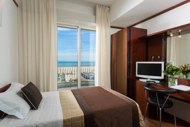 Continental Family Hotel photo 13