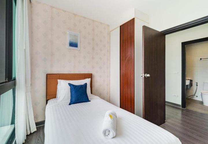 2 Bedrooms Triple room with garden view