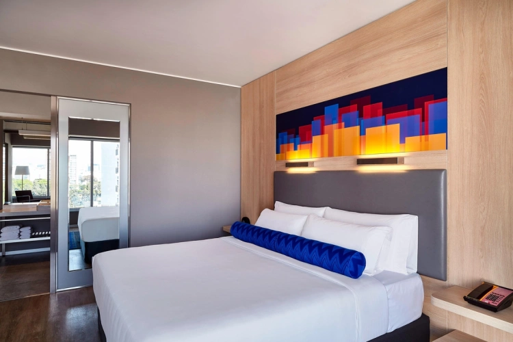 Double Savvy Suite