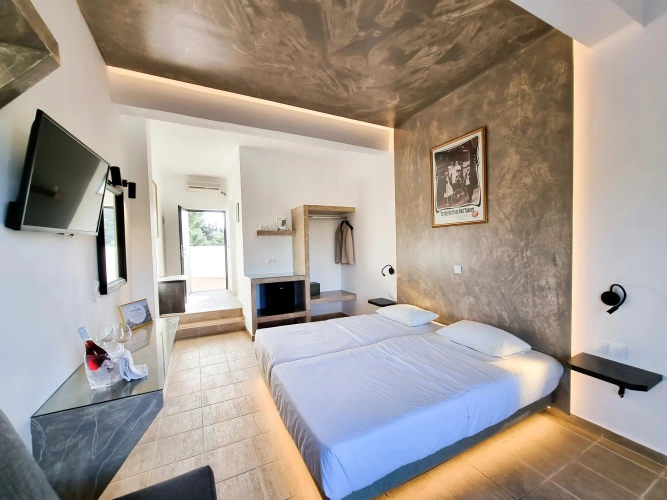 Marvellous Goldy Marble Double room
