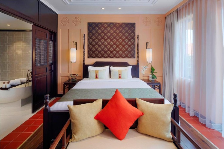 Town Double Little Suite