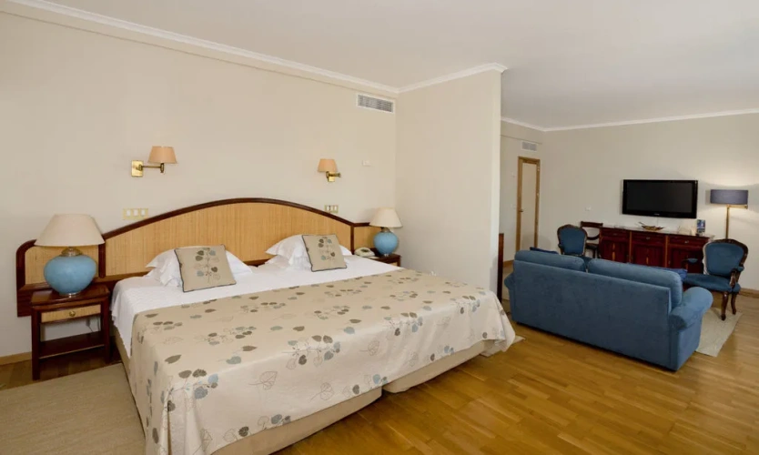 Gerbera Suite