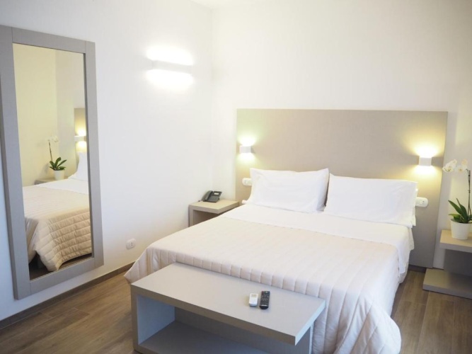 Triple room