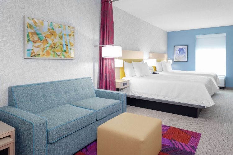 Accessible Quadruple Suite