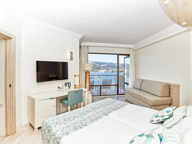 Family Suite seafront