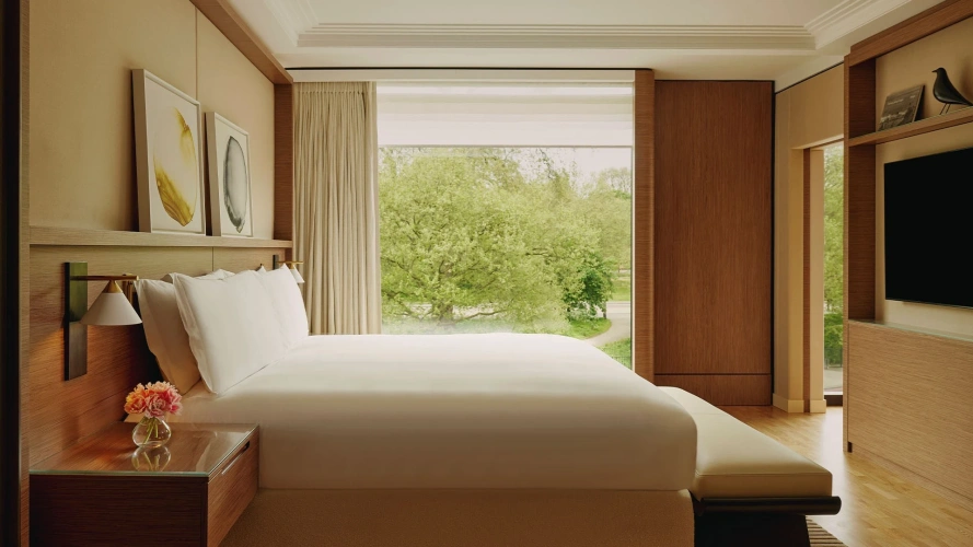 2 Bedrooms Corner Suite
