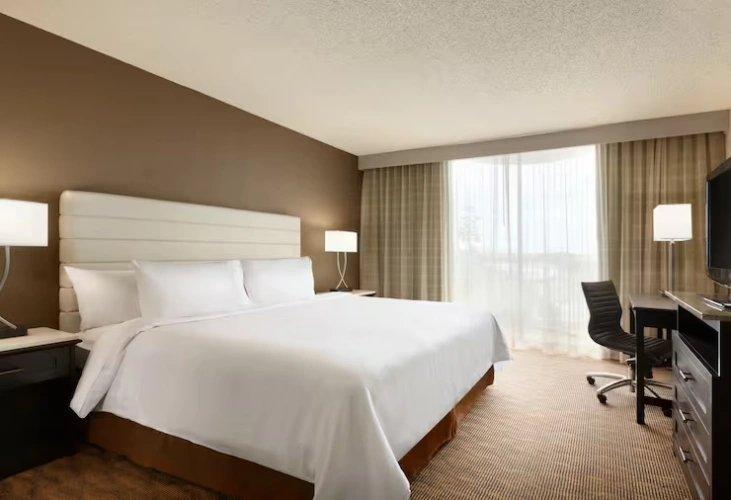 1 Bedroom Accessible Double Suite