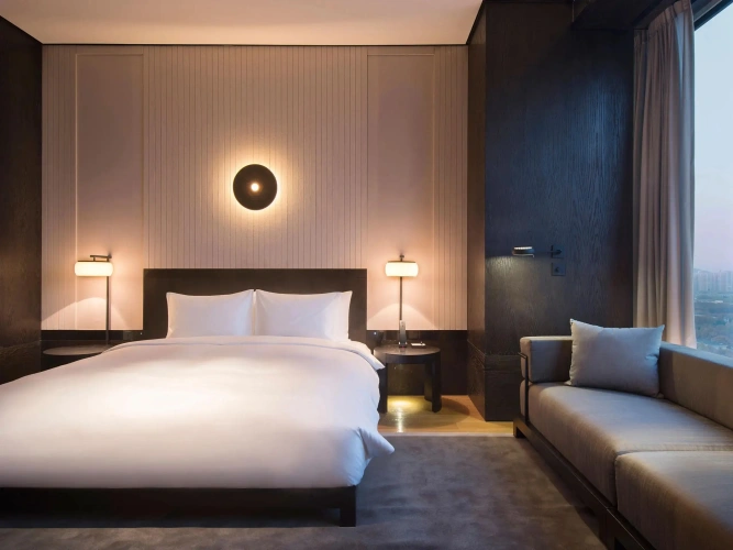 Deluxe Double Club room