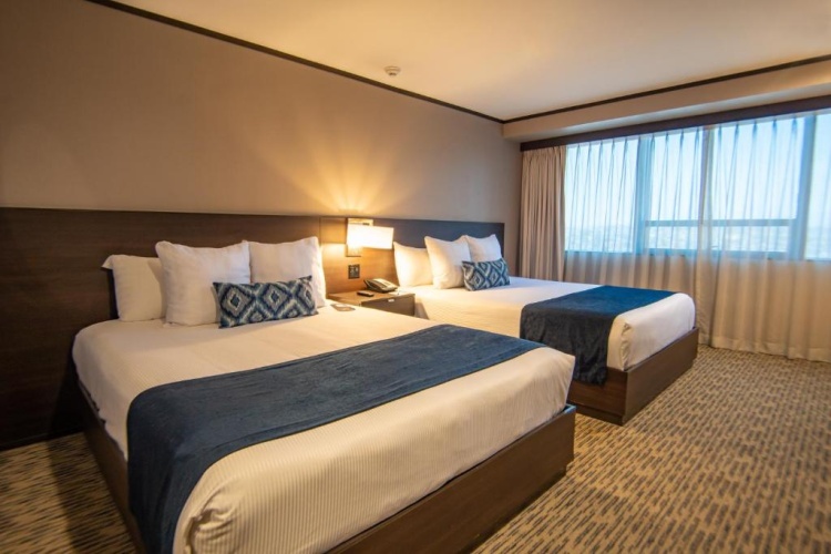 Grand Tower Quadruple room