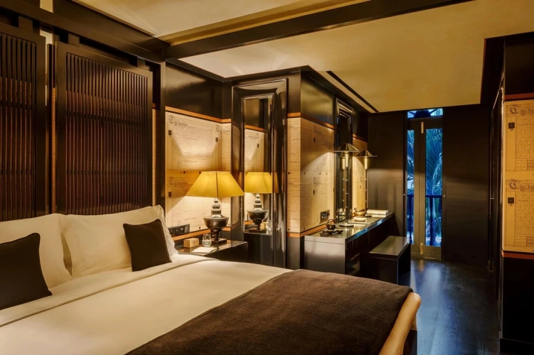 Montgomerie Club Lounge Access Corner Double Suite with city view