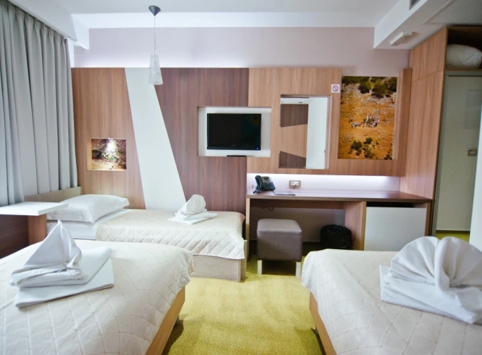 Triple room