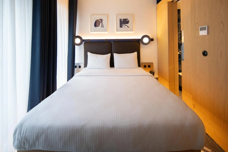 Deluxe Double room Istiklal Street View