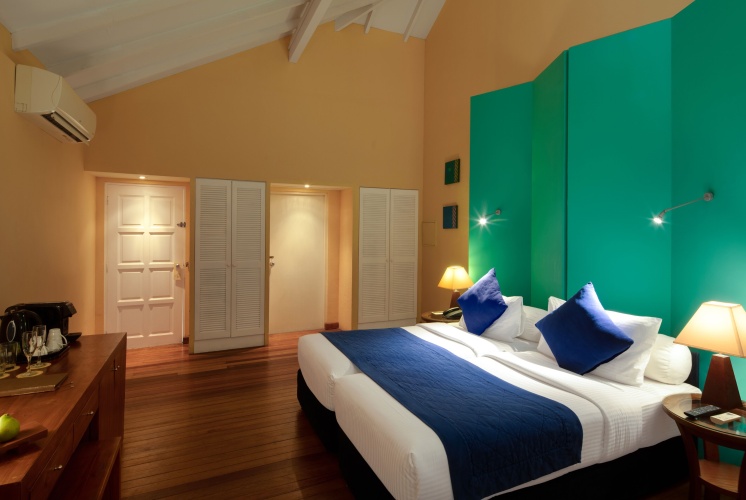 2 Bedrooms Deluxe Beach Family Villa