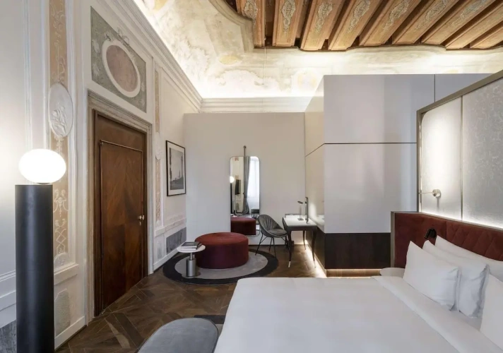 Presidential Double Suite