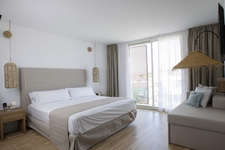 May Privilege Double room with balcony