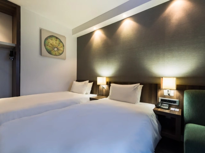 Standard Twin room with balcony
