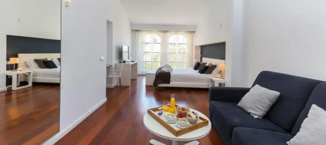 Double Suite
