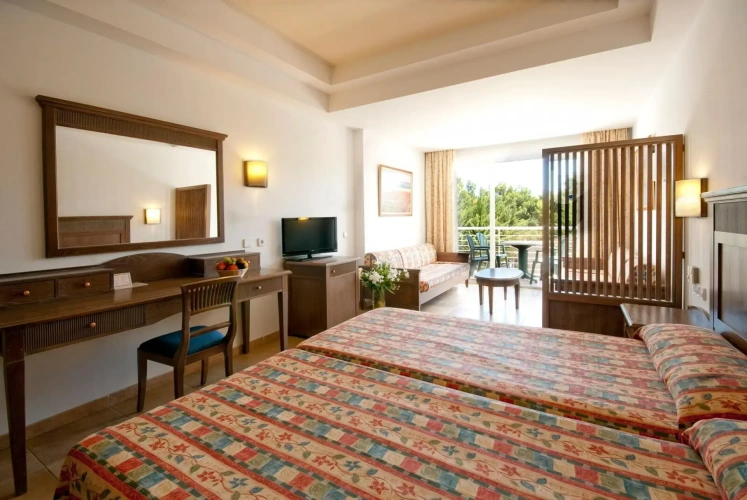 Standard Twin Family room