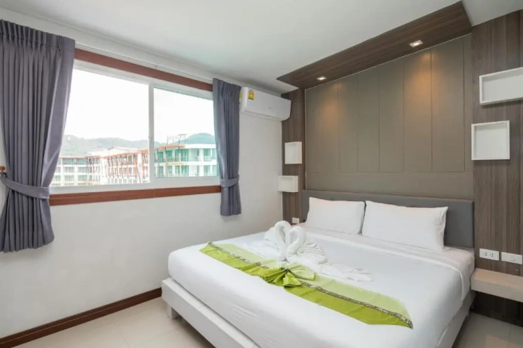 4 Connecting for 8 room