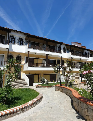 Ioli Village