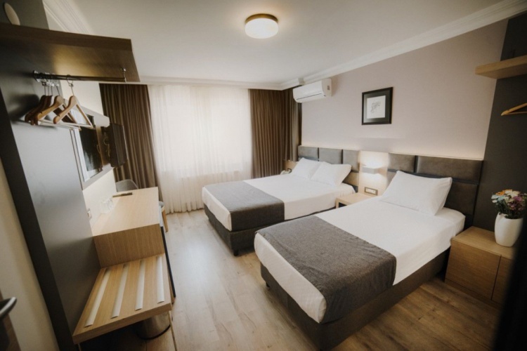 Triple Family room