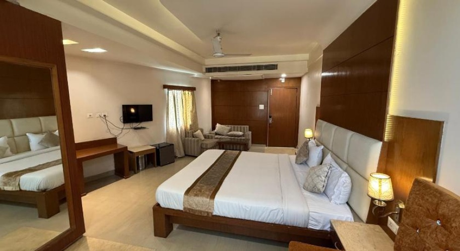 Deluxe Double Suite
