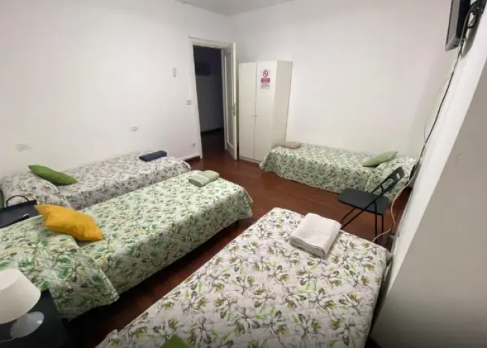 Triple room
