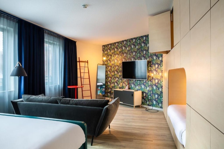 B&B HOTEL Brussels Centre Louise photo 8