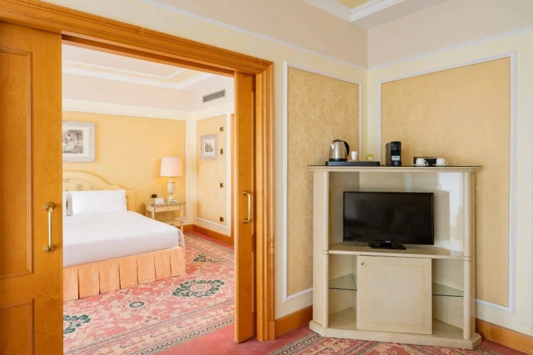 Double Suite