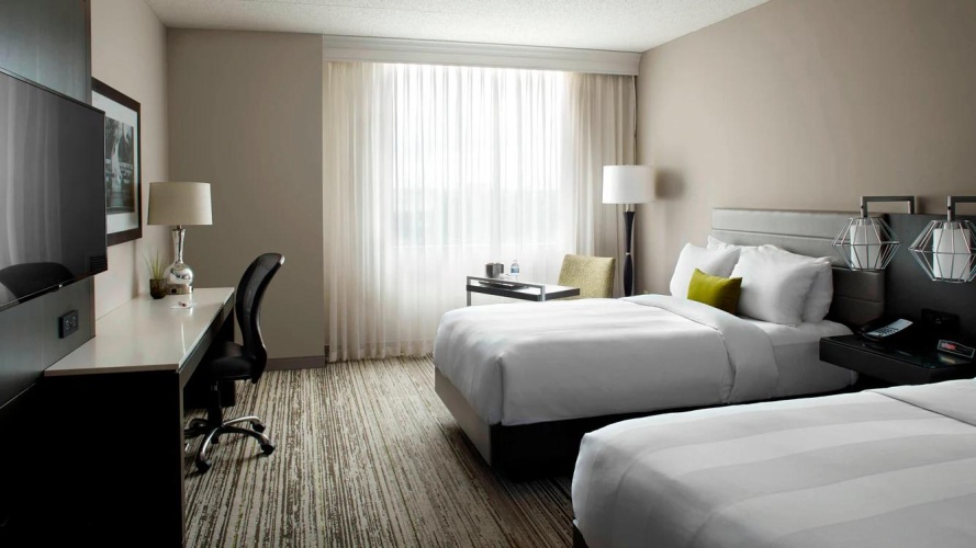 Guest Twin M Club room