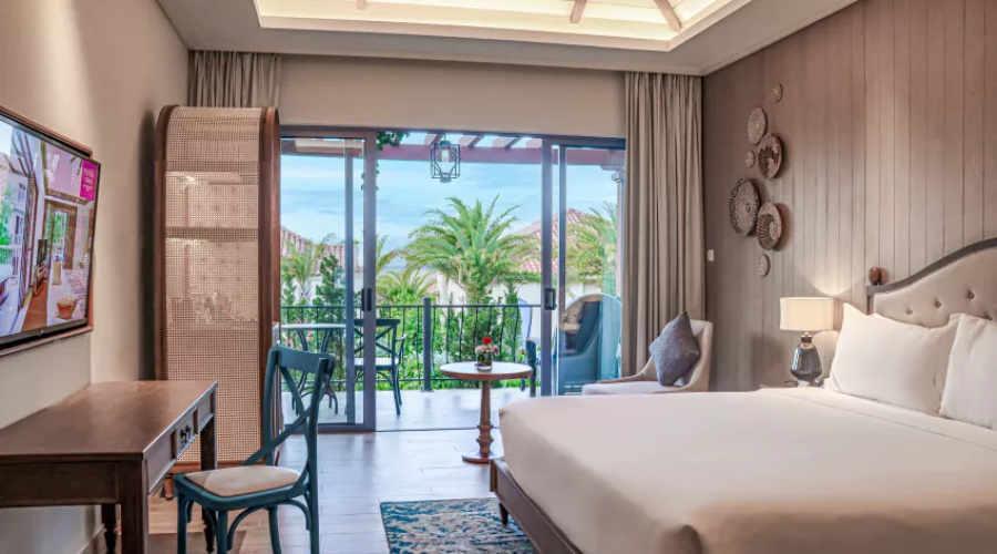 Premier Pool Access Double room