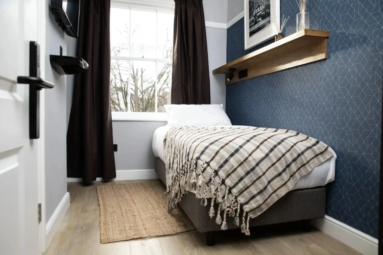 Compact Single room