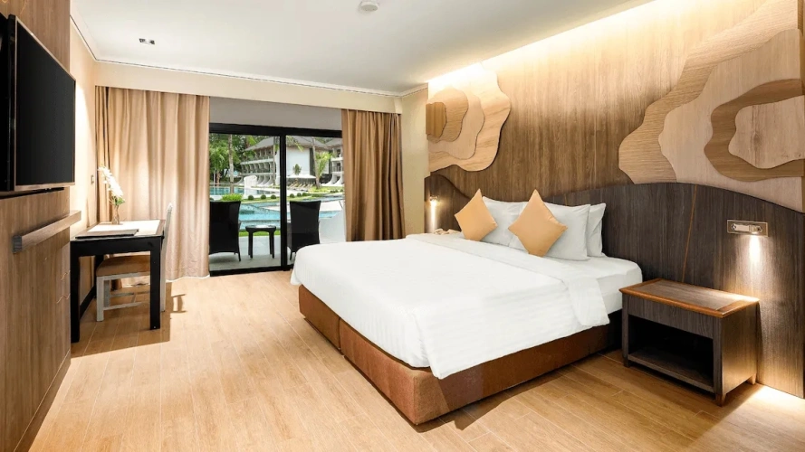 Deluxe Pool Side Double room