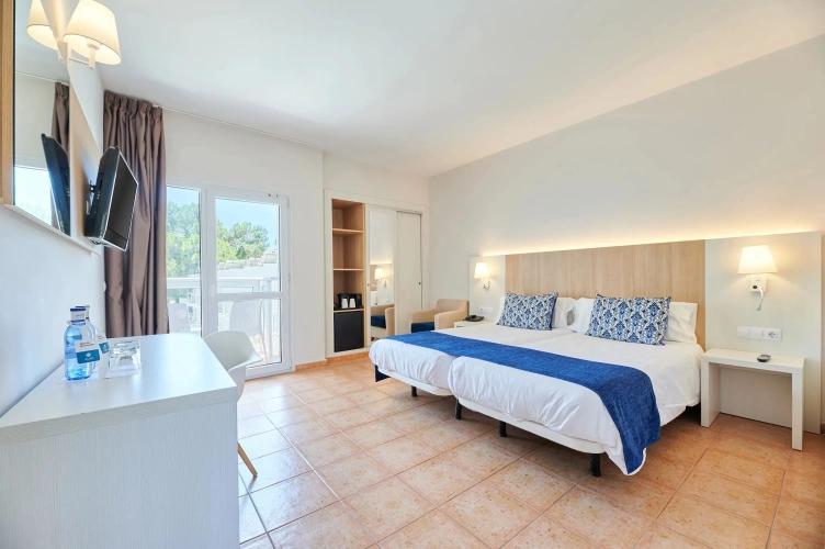 Twin room