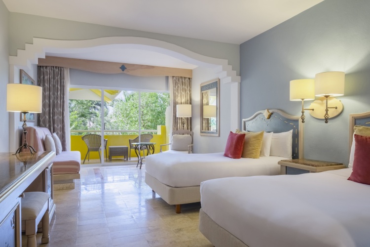 Near Pool Quadruple Junior Suite