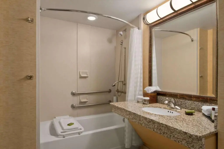 Embassy Suites by Hilton Charlotte Concord Golf Resort & Spa photo 19