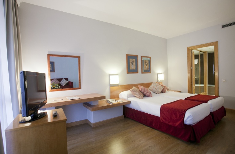 Twin Apartment