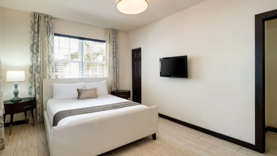2 Bedrooms Suite