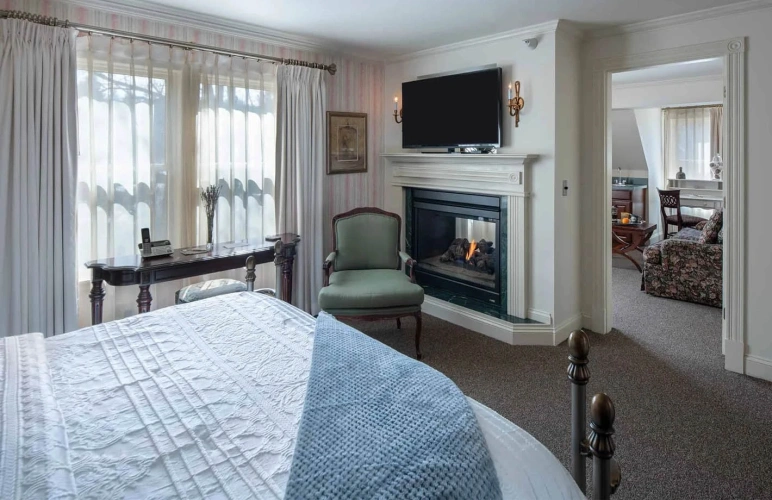 Brookmead Double Suite