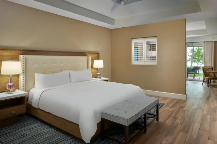 1 Bedroom Double Suite with bay view