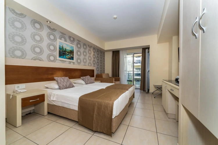 Superior Standard Double room with balcony