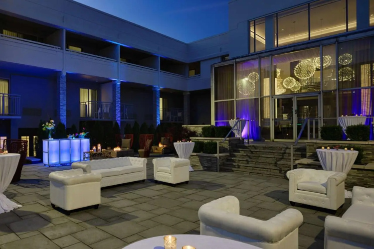 The Kingsley Bloomfield Hills - a Doubletree by Hilton photo 40