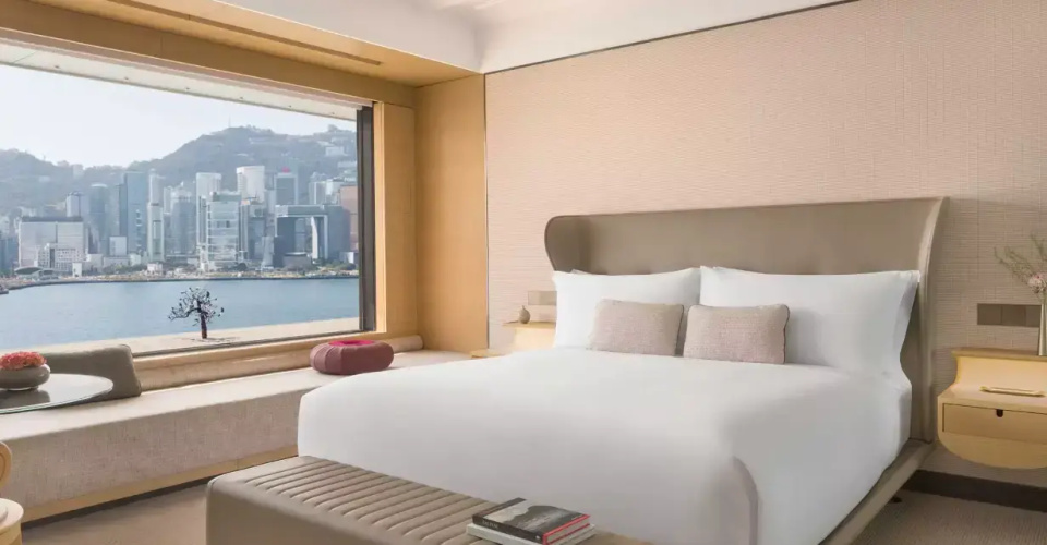 Classic with Moongate Bath Double room with harbour view
