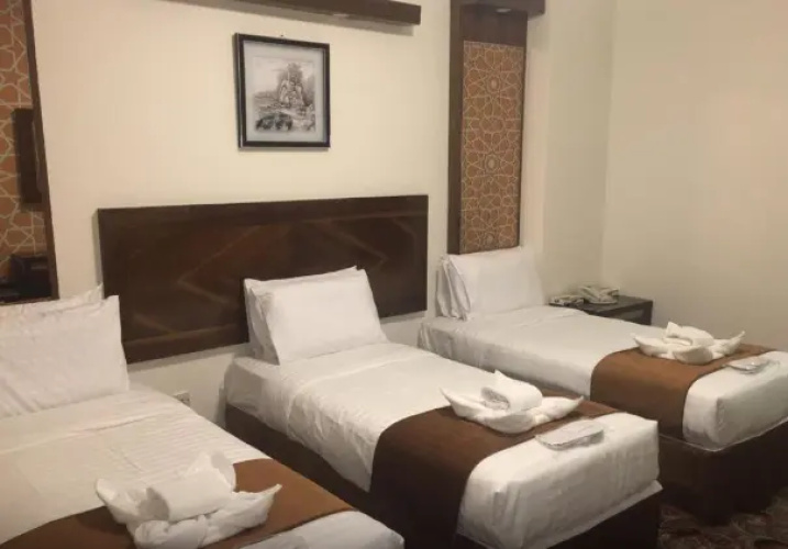 Triple room