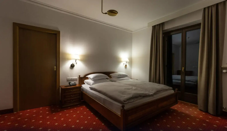 Anett hotelOver view