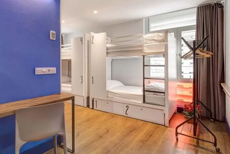 Private 4-bed room