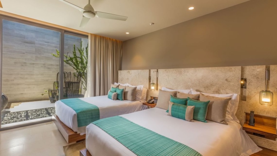 2 Bedrooms Villa