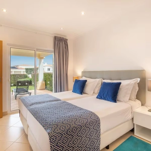 3 Bedrooms Villa with pool view