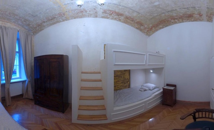 Triple room